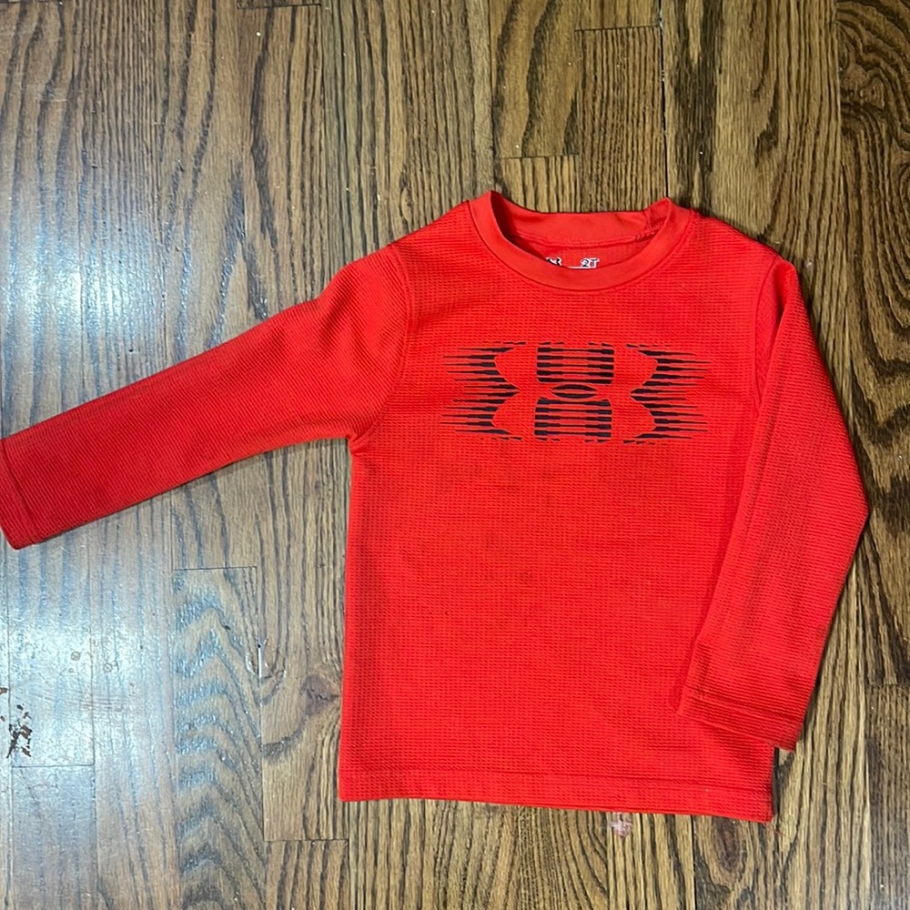 Long-sleeve Under Armor thermal tee